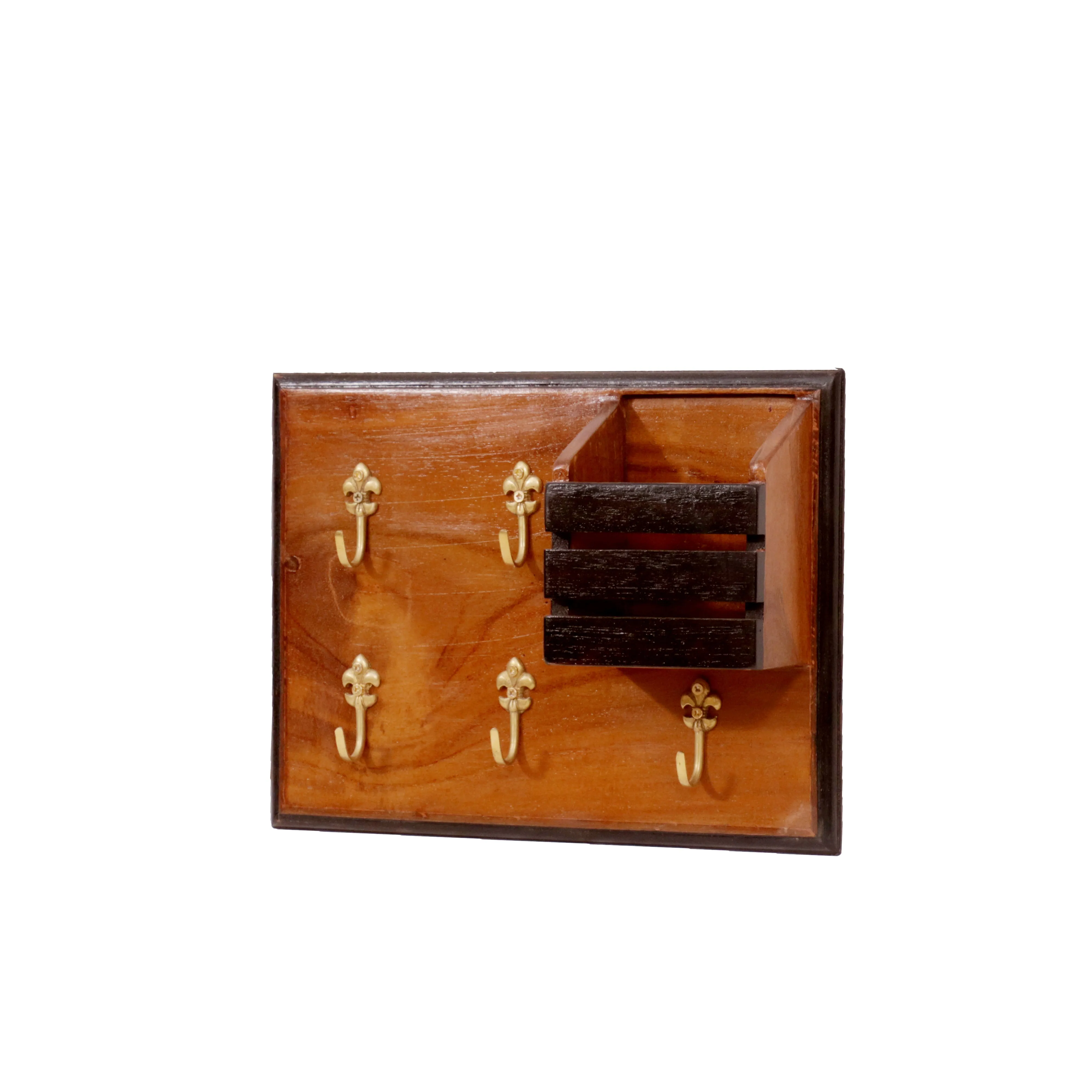 Wooden Traditional 5-Keyholder with 1 Handle